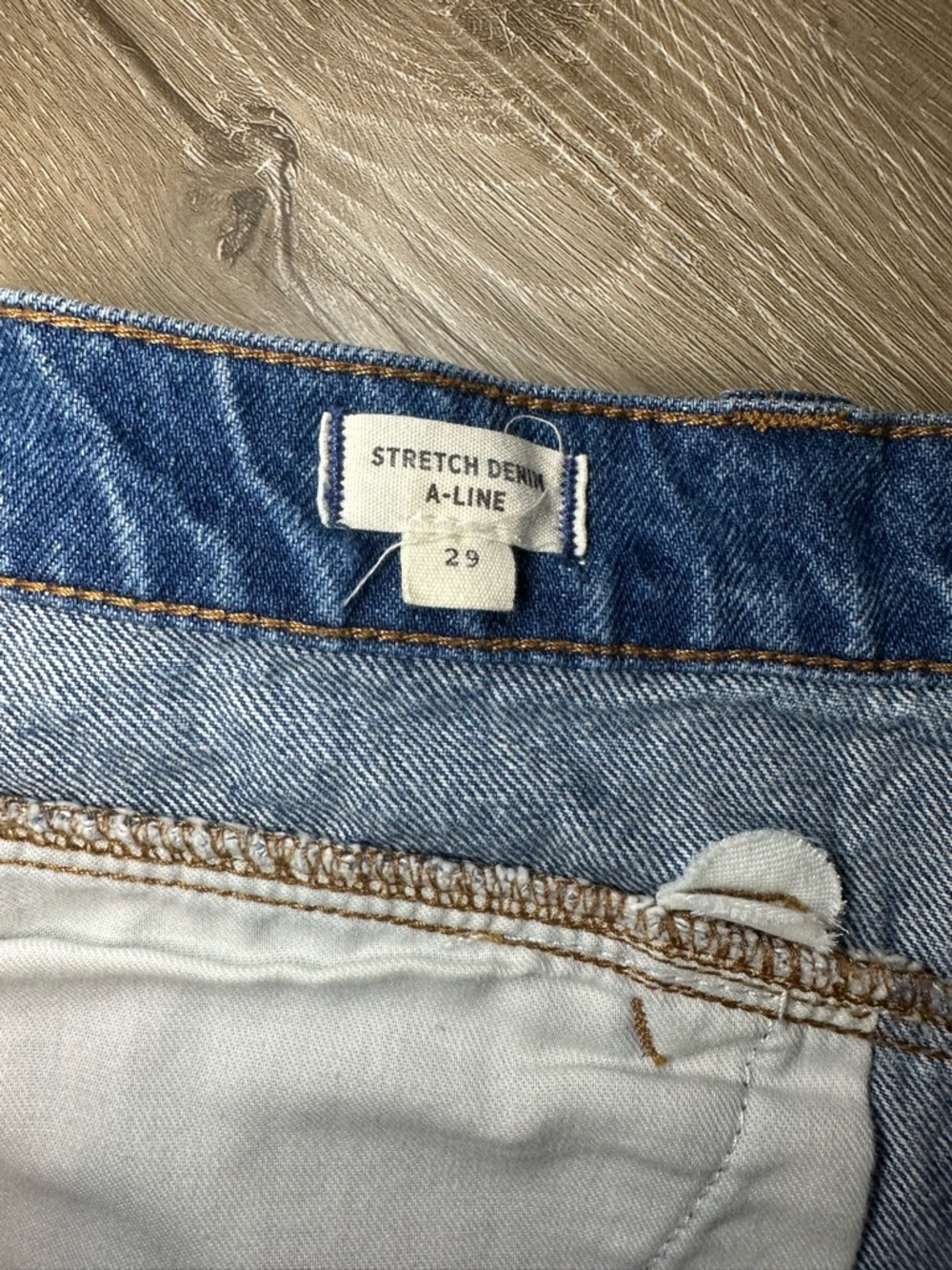 Madewell Denim A-Line Mini Skirt Button Front Size 29 Y2K - Picture 3 of 5